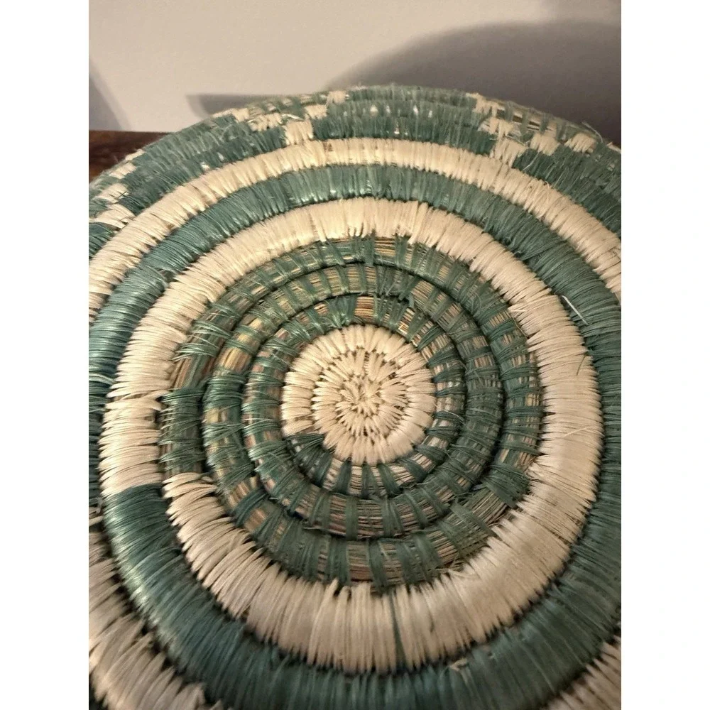 Handwoven African Basket‎ Bowl Green Natural Fiber Coiled Wall Decor 12